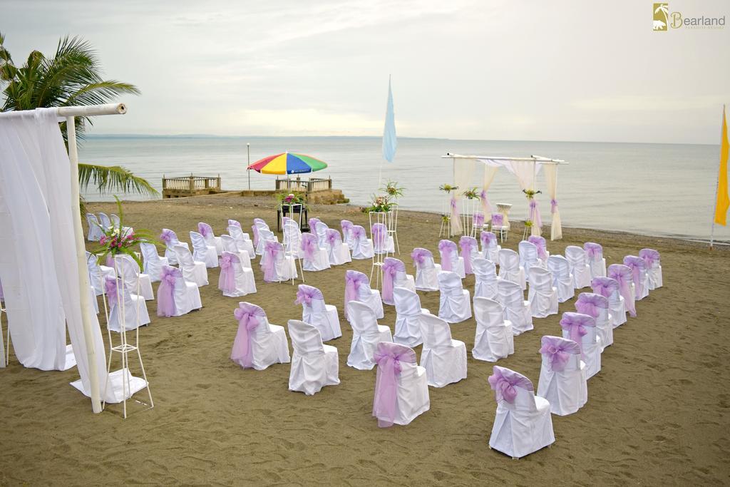Bearland Paradise Resort Tigbauan Exterior photo