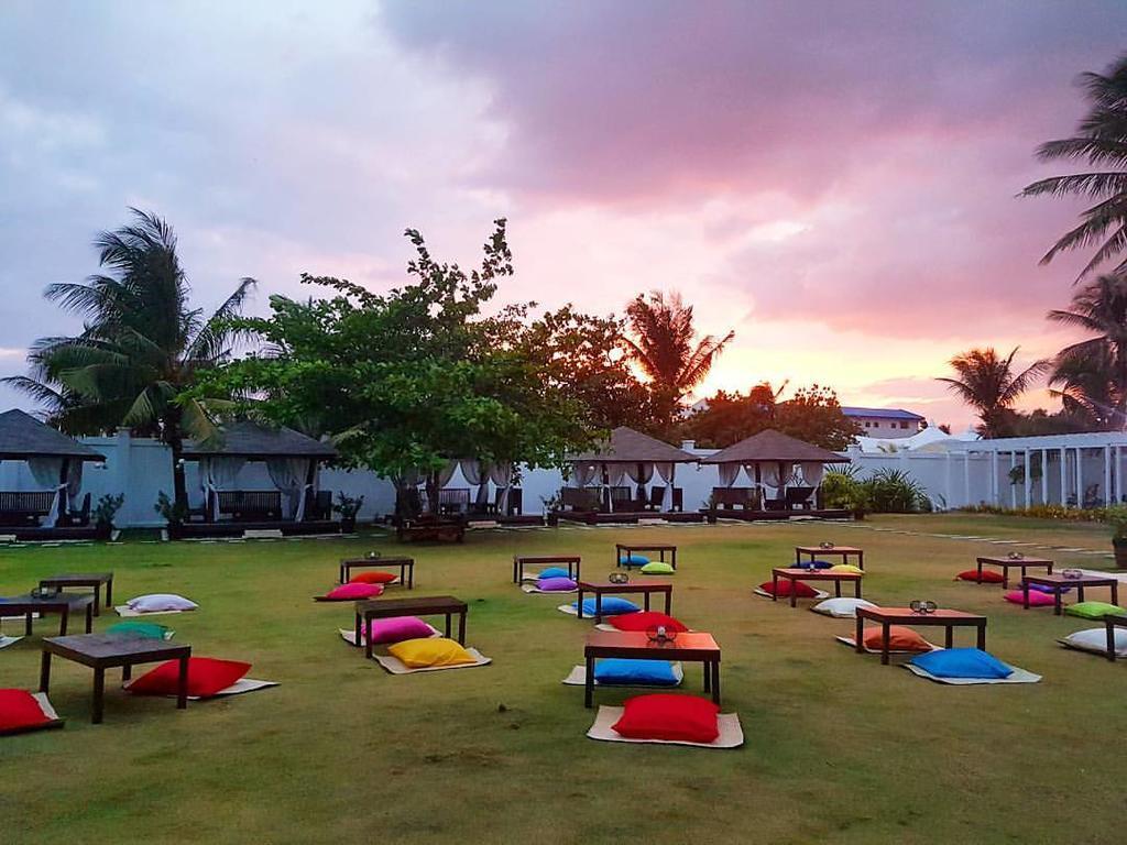 Bearland Paradise Resort Tigbauan Exterior photo