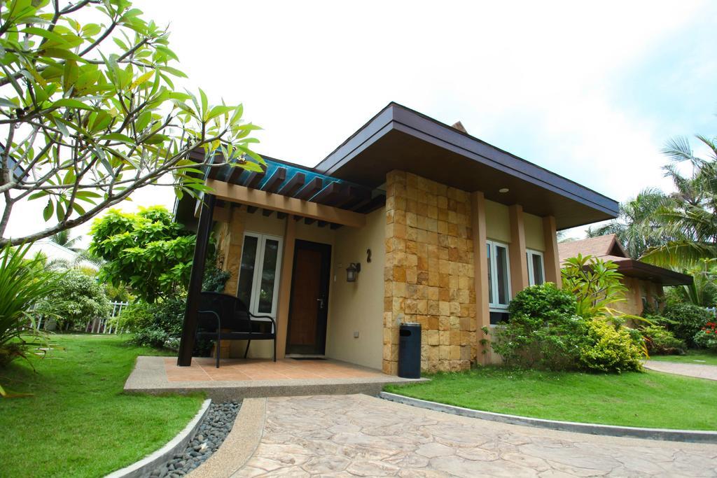 Bearland Paradise Resort Tigbauan Exterior photo
